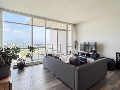 2008-13399 104 Avenue - 4
