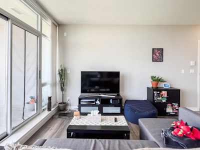 2008-13399 104 Avenue - 2