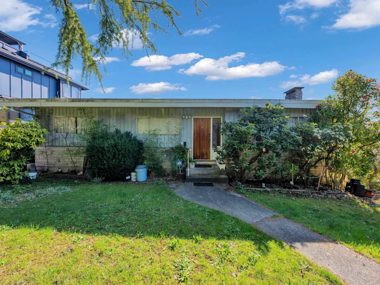 7790 Elliott Street, Vancouver, BC, V5S 2N9