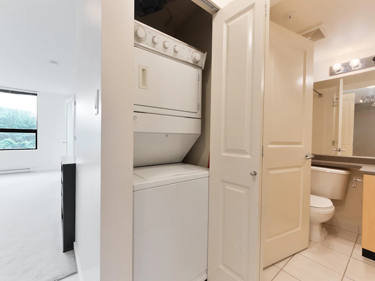 312-3663 Crowley Drive, Vancouver, BC, V5R 6H4 - 20