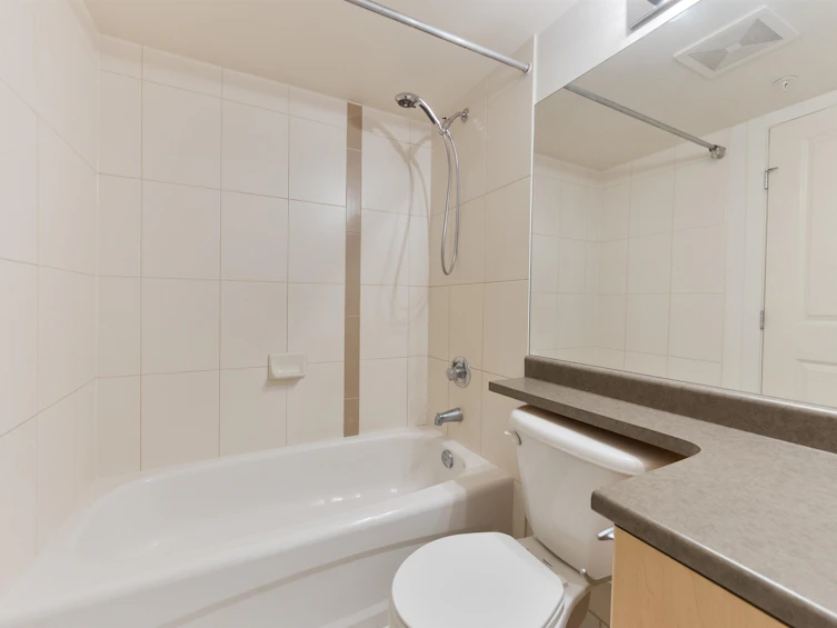 312-3663 Crowley Drive, Vancouver, BC, V5R 6H4 - 19