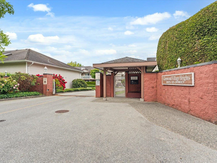 217-6875 121 Street, Surrey, BC, V3W 1C2 - 32