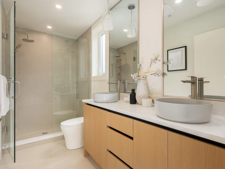 1-3645 Dundas Street, Vancouver, BC, V5K 1S3 - 18