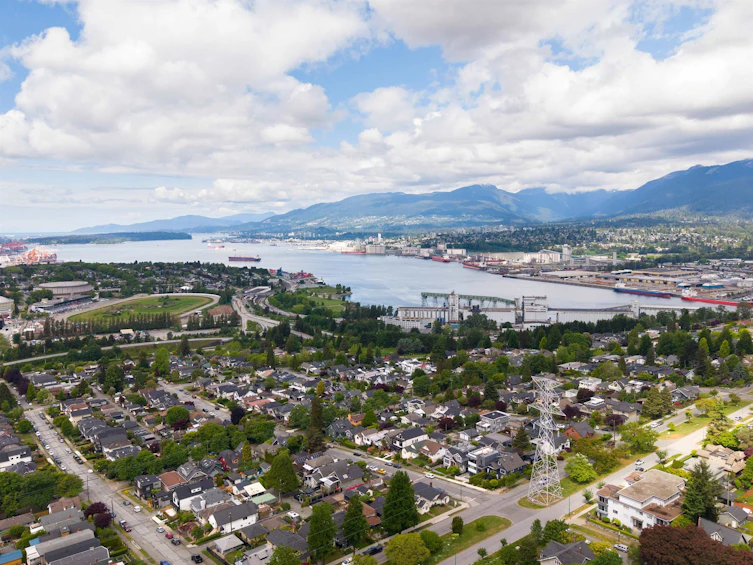 1-3645 Dundas Street, Vancouver, BC, V5K 1S3 - 3