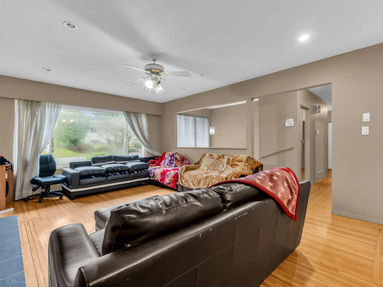 12521 Grove Crescent, Surrey, BC, V3V 2L6 - 11