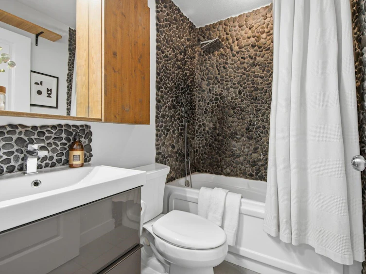 PH6-688 E 17th Avenue, Vancouver, BC, V5V 0A8 - 21