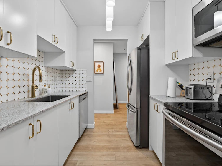 311-1010 Howe Street, Vancouver, BC, V6Z 1P5 - 25
