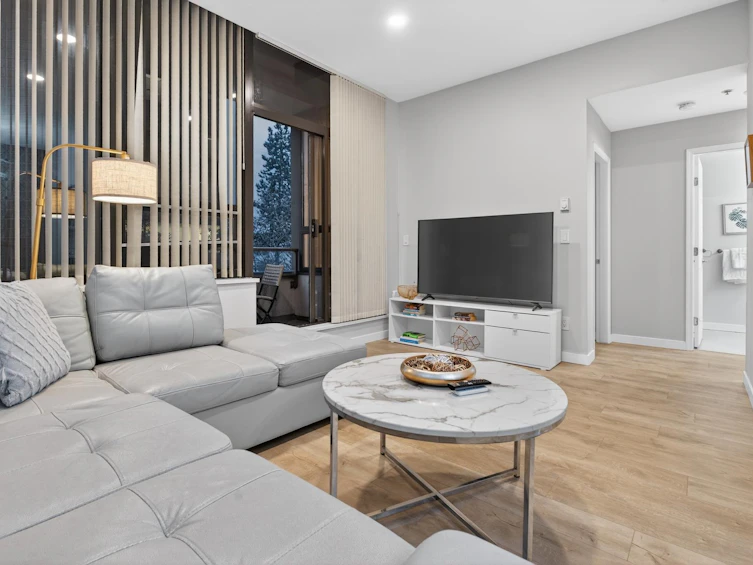 311-1010 Howe Street, Vancouver, BC, V6Z 1P5 - 2