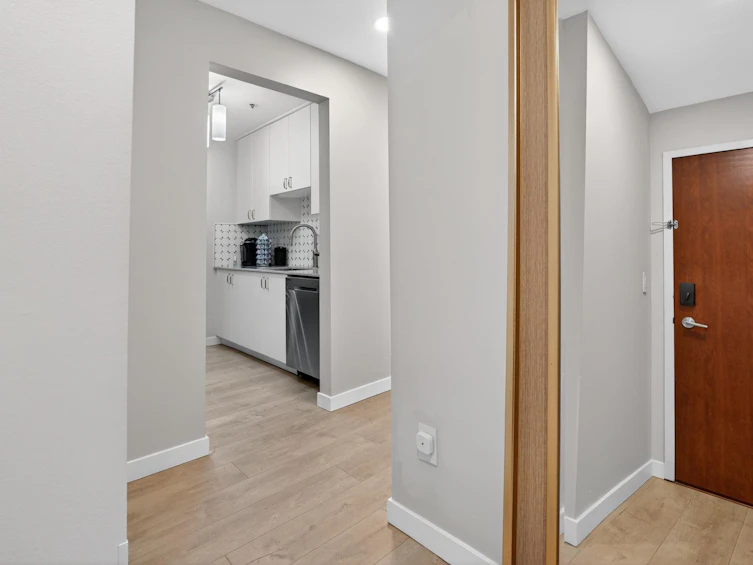 311-1010 Howe Street, Vancouver, BC, V6Z 1P5 - 23