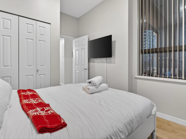 311-1010 Howe Street, Vancouver, BC, V6Z 1P5 - 24