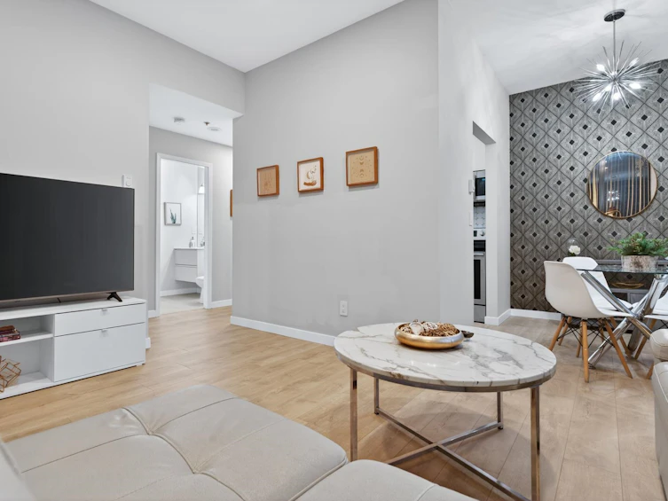 311-1010 Howe Street, Vancouver, BC, V6Z 1P5 - 9
