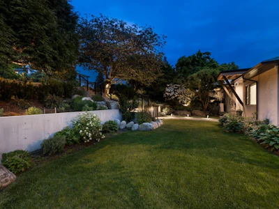 255 Sandringham Crescent - 4