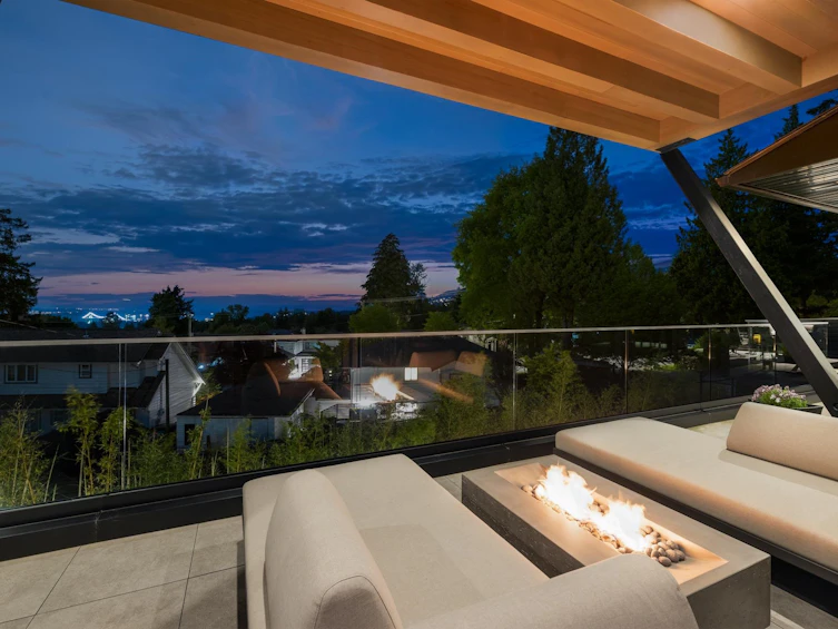 255 Sandringham Crescent, North Vancouver, BC, V7N 2R7 - 9