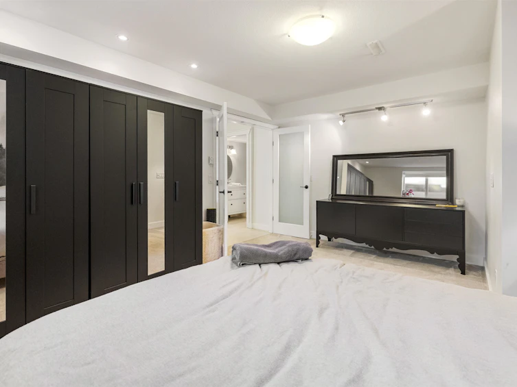 19068 69 Avenue, Surrey, BC, V4N 0A4 - 33