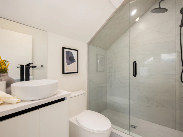 2-3645 Dundas Street, Vancouver, BC, V5K 1S3 - 22