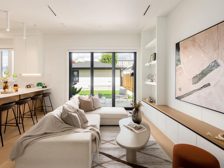 2-3645 Dundas Street, Vancouver, BC, V5K 1S3 - 5