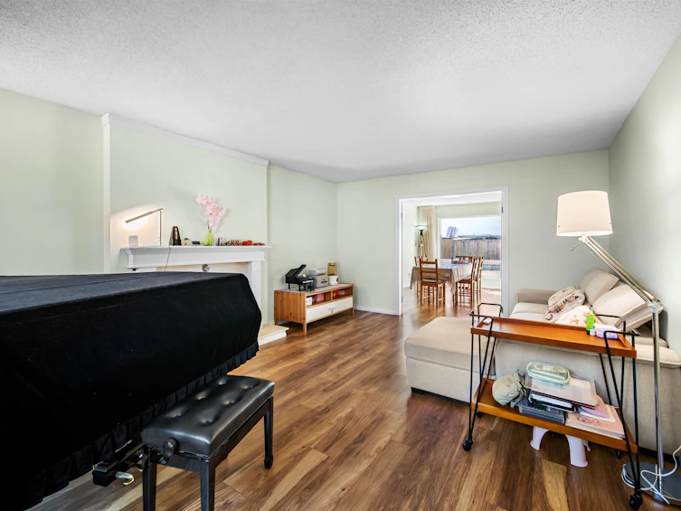 4340 Tiffin Crescent, Richmond, BC, V7C 4X8 - 4