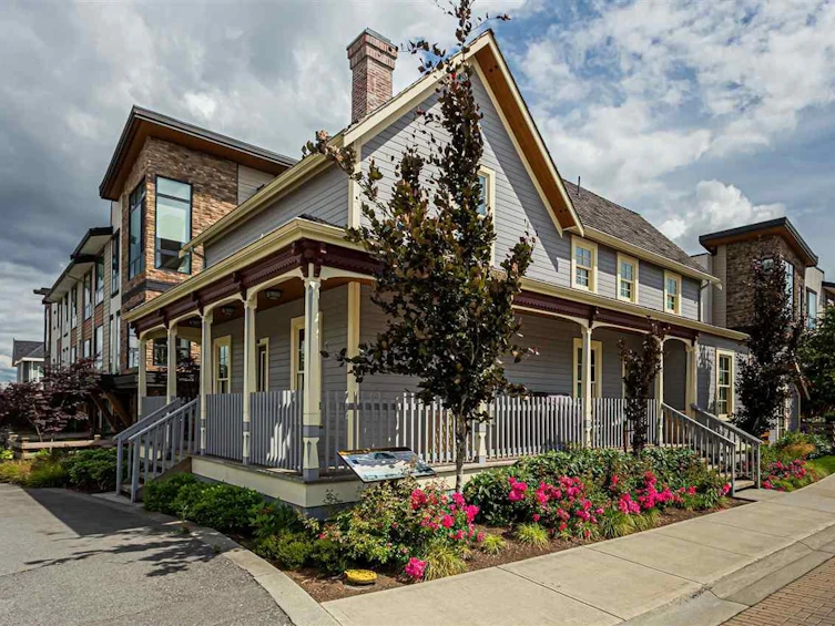 111-16488 64th Avenue, Surrey, BC, V3S 6X6 - 37