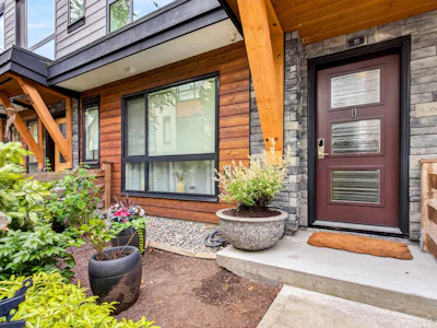 111-16488 64th Avenue - 3