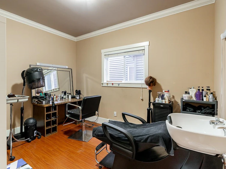 27760 Pullman Avenue, Abbotsford, BC, V4X 0A2 - 7