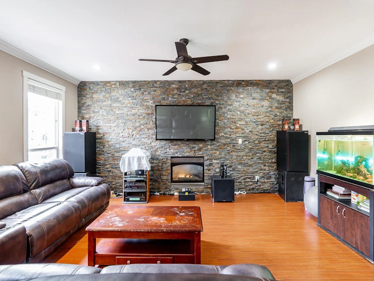 27760 Pullman Avenue, Abbotsford, BC, V4X 0A2 - 11