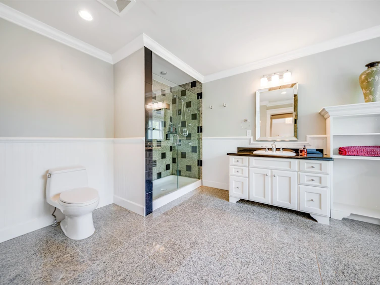 16383 High Park Avenue, Surrey, BC, V3Z 0M1 - 22