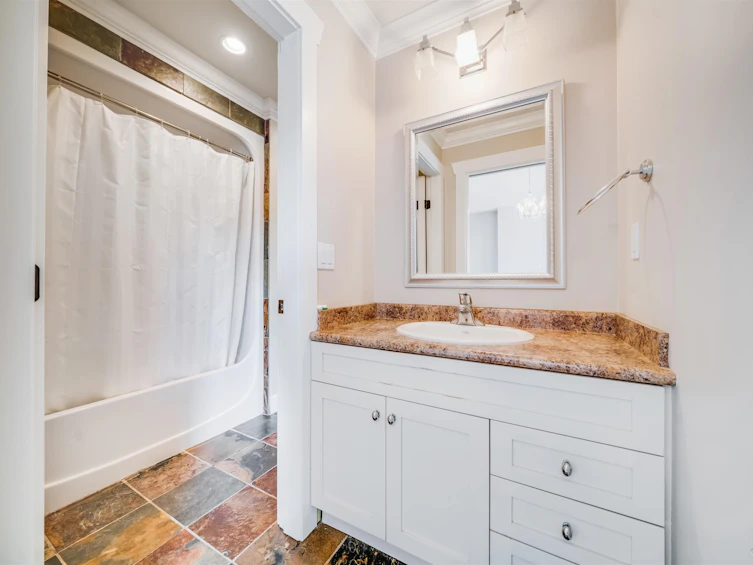 16383 High Park Avenue, Surrey, BC, V3Z 0M1 - 27