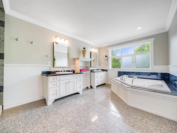 16383 High Park Avenue, Surrey, BC, V3Z 0M1 - 23