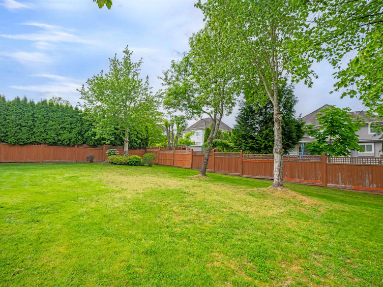 16383 High Park Avenue, Surrey, BC, V3Z 0M1 - 38