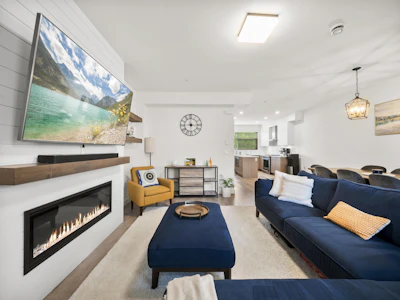 97-7947 209 Street - 4
