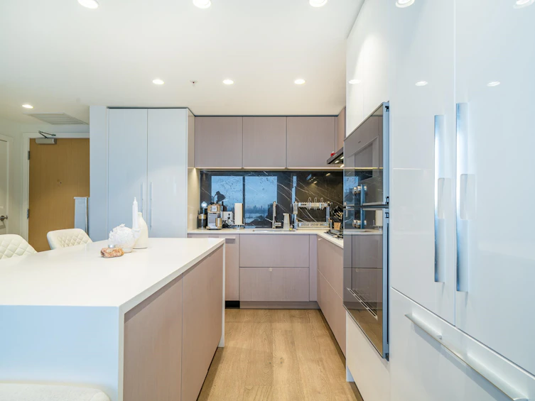 2102-1632 Lions Gate Lane, North Vancouver, BC, V7P 0E2 - 12