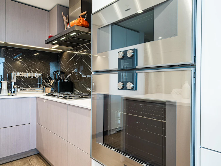 2102-1632 Lions Gate Lane, North Vancouver, BC, V7P 0E2 - 10