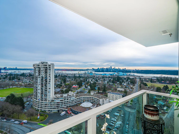 2102-1632 Lions Gate Lane, North Vancouver, BC, V7P 0E2