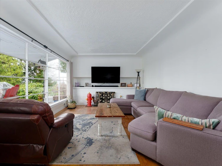 322 E 25th Street, North Vancouver, BC, V7N 1A3 - 4