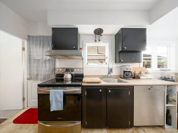 322 E 25th Street, North Vancouver, BC, V7N 1A3 - 11