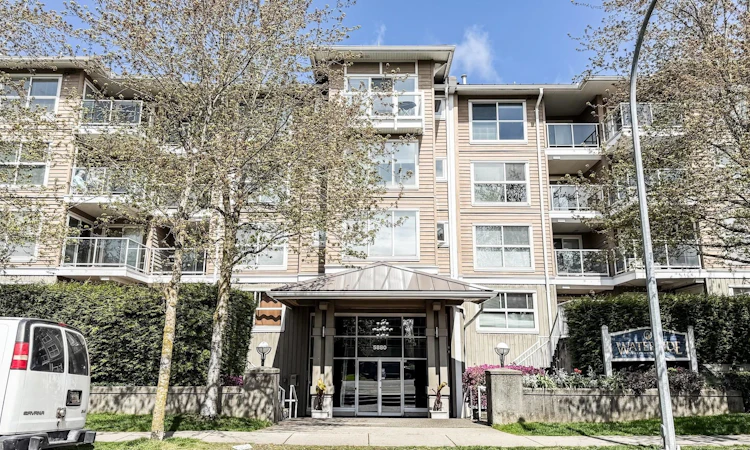 119-5880 Dover Crescent