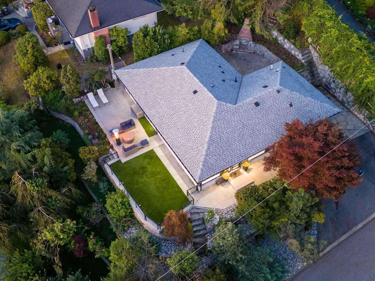 3812 Dalkeith Drive, North Vancouver, BC, V7N 3N6 - 26