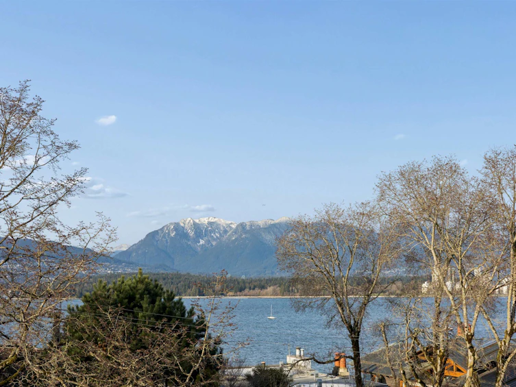 2518 Point Grey Road, Vancouver, BC, V6K 1A3 - 28