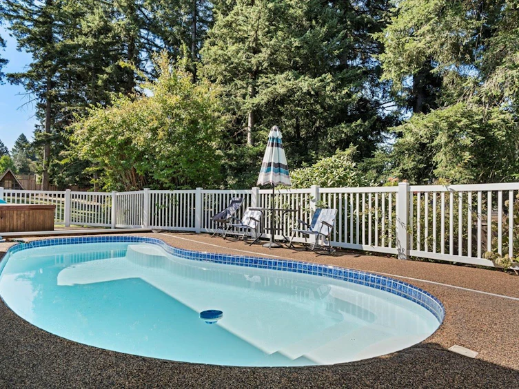 3164 Old Clayburn Road, Abbotsford, BC, V2S 4H3 - 34