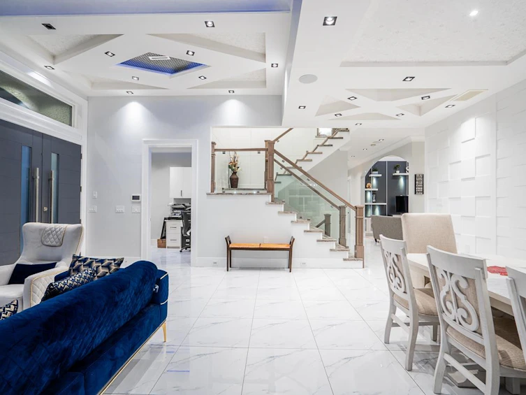 8670 Tunis Place, Surrey, BC, V3S 4Y6 - 6