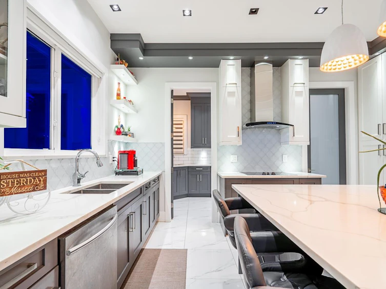 8670 Tunis Place, Surrey, BC, V3S 4Y6 - 10
