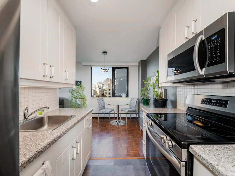 308-1330 Harwood Street, Vancouver, BC, V6E 1S8 - 5