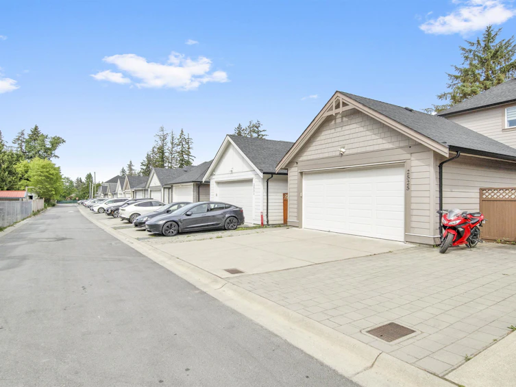 2525 168 Street, Surrey, BC, V3S 0A7 - 35