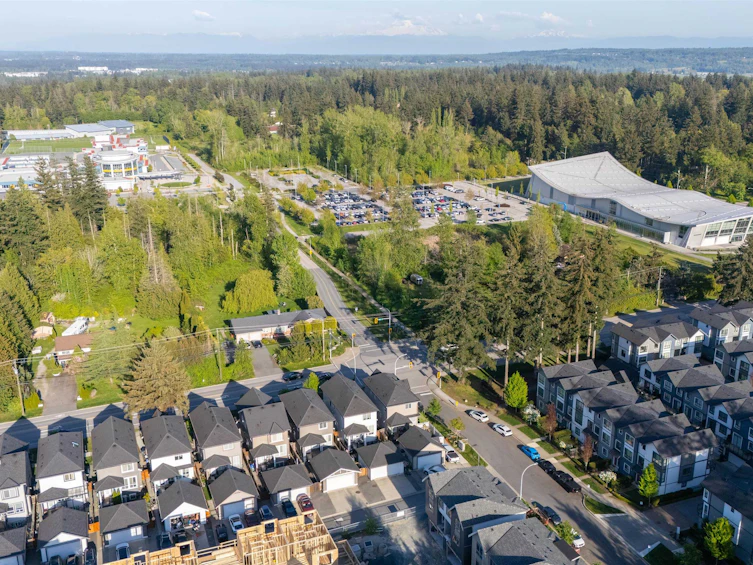 2525 168 Street, Surrey, BC, V3S 0A7 - 37