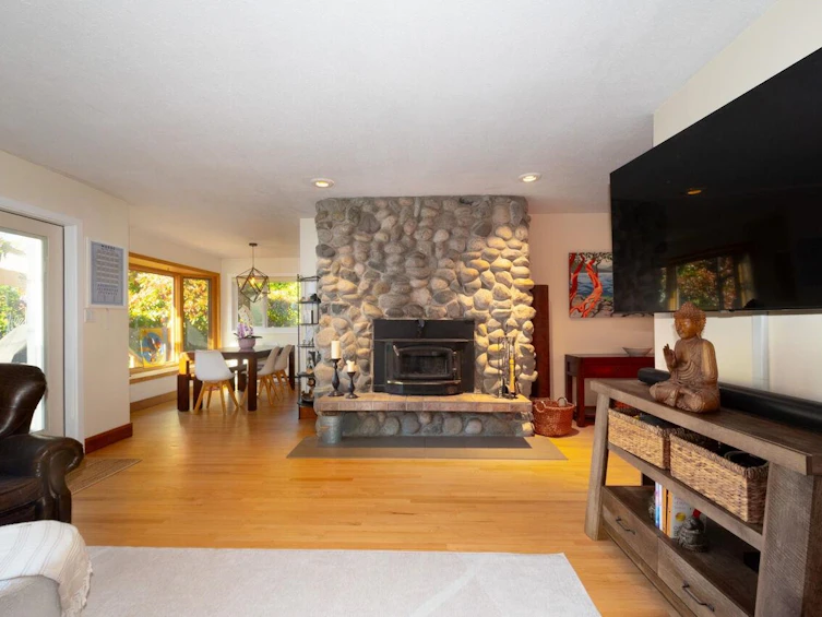 1177 Adams Road, Bowen Island, BC, V0N 1G2 - 9
