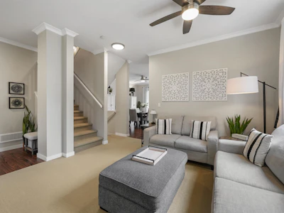 8-6575 192 Street - 5
