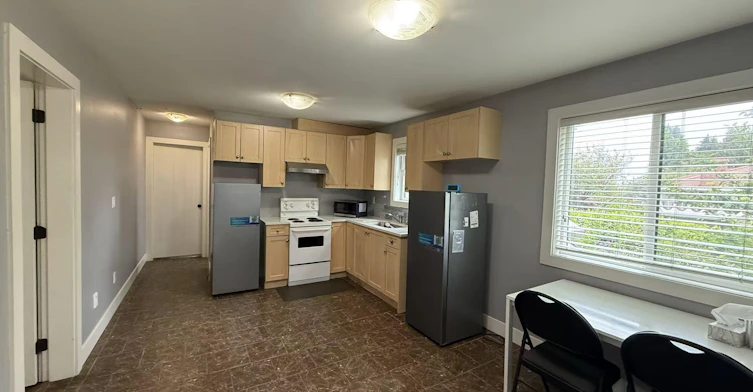 Garden Suite-7835 1st Street, Burnaby, BC, V3N 0C9