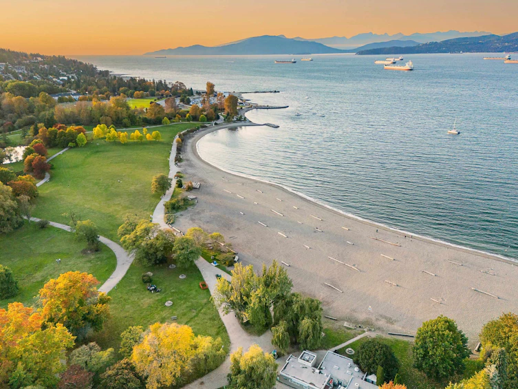4416 W 1st Avenue, Vancouver, BC, V6R 4J4 - 39