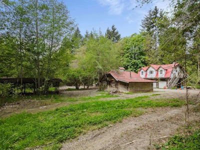 1575 Burton Road - 5