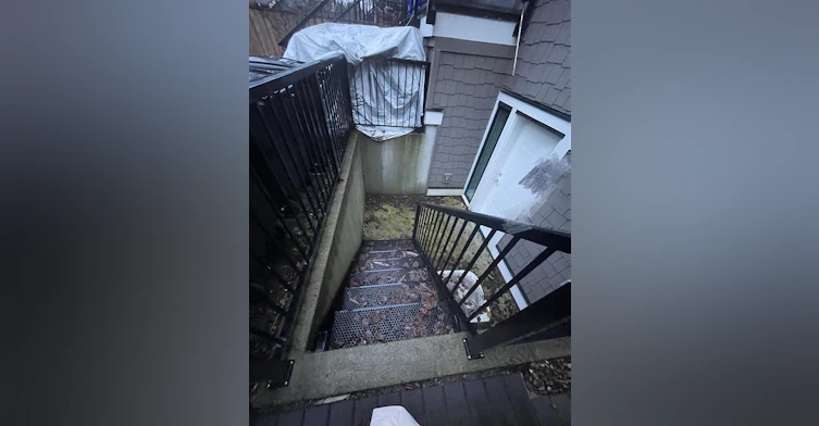 3000 West 15th Avenue, Vancouver, BC, V6K 3A5 - 11